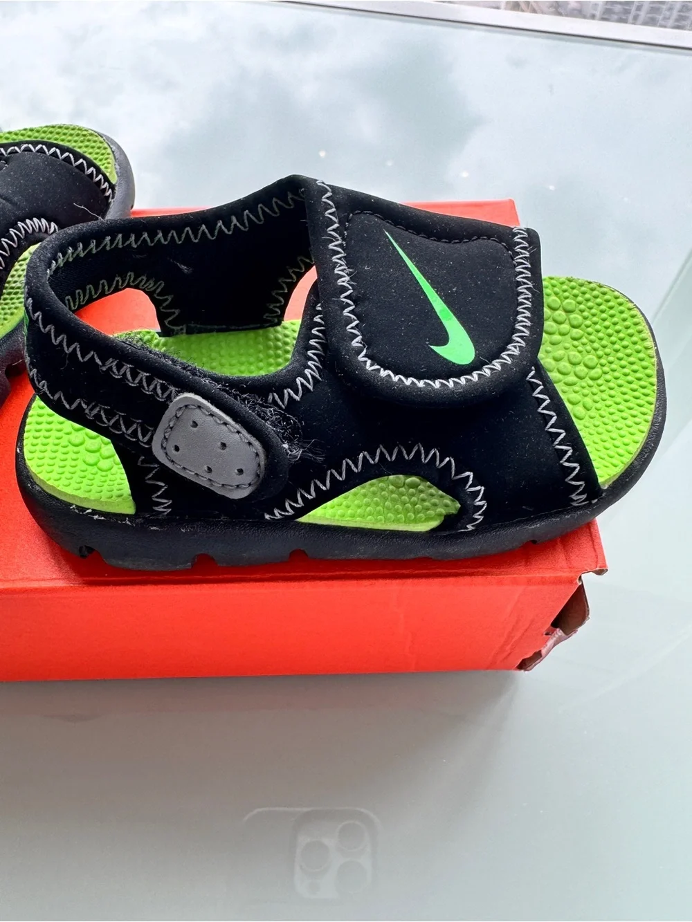 NEW IN BOX Nike Sunray Adjust Kids Velcro Sport Sandals